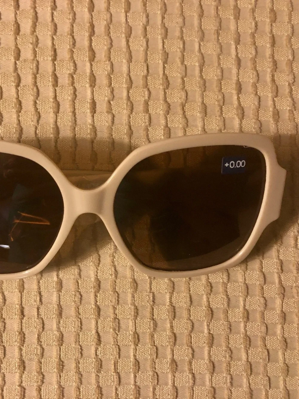 NEW Peepers Taupe Carmen Polarized UV400 Sunglasses